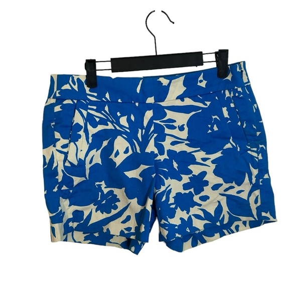 J CREW BLUE AND WHITE FLORAL CHINO SHORTS - Picture 1 of 4